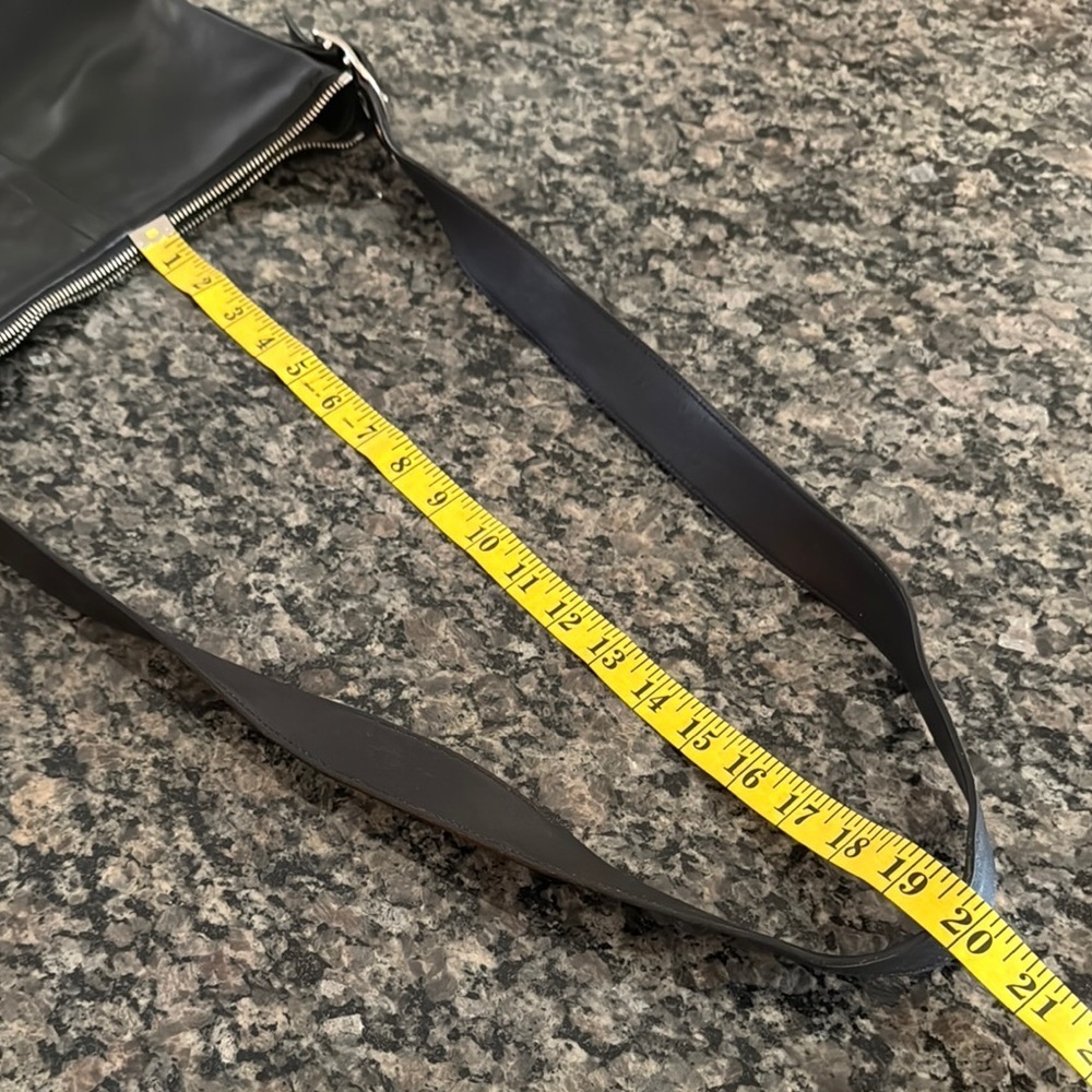 Coach vintage black leather crossbody - Picture 13 of 14